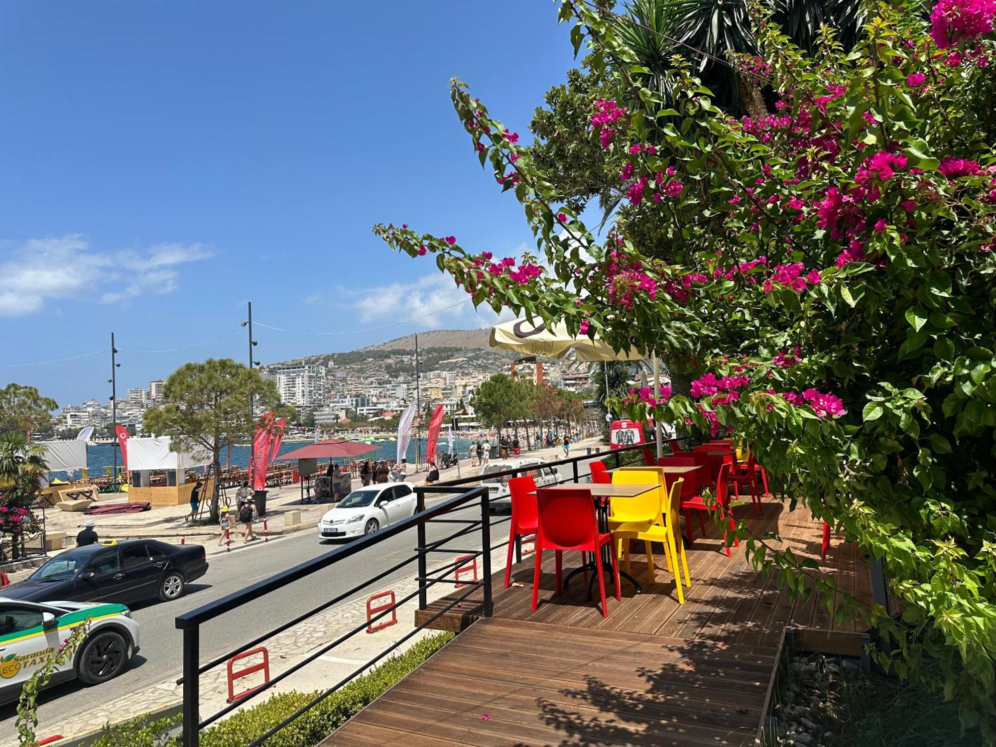 Vila Duraku Sarandë Exteriör bild